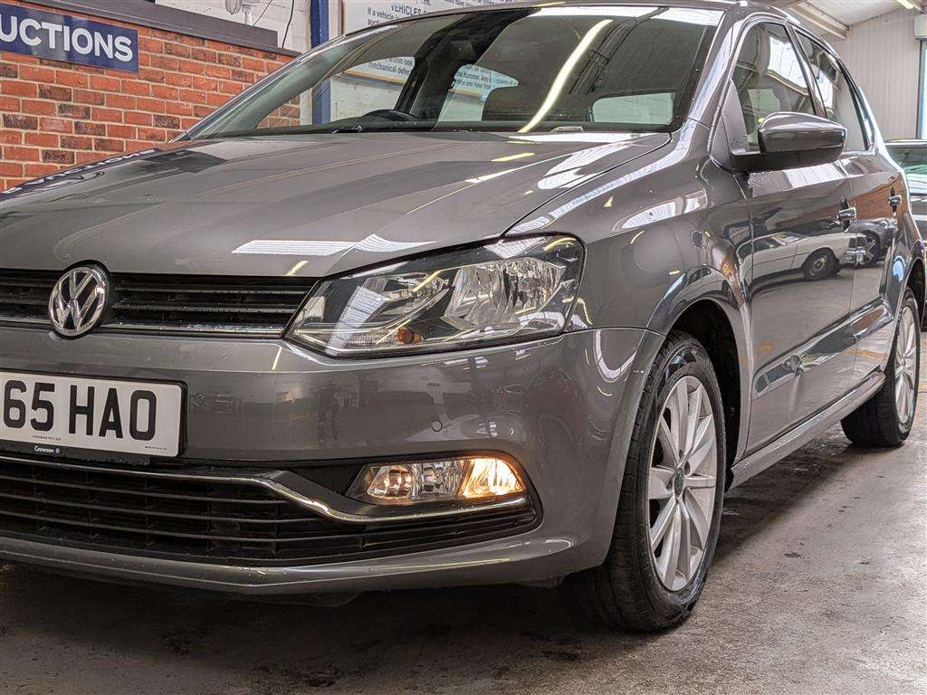 <p>2015 VOLKSWAGEN POLO SE TSI</p>
