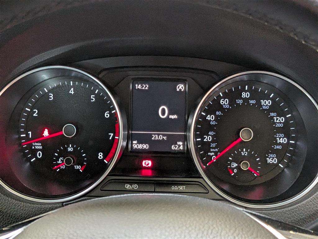 <p>2015 VOLKSWAGEN POLO SE TSI</p>