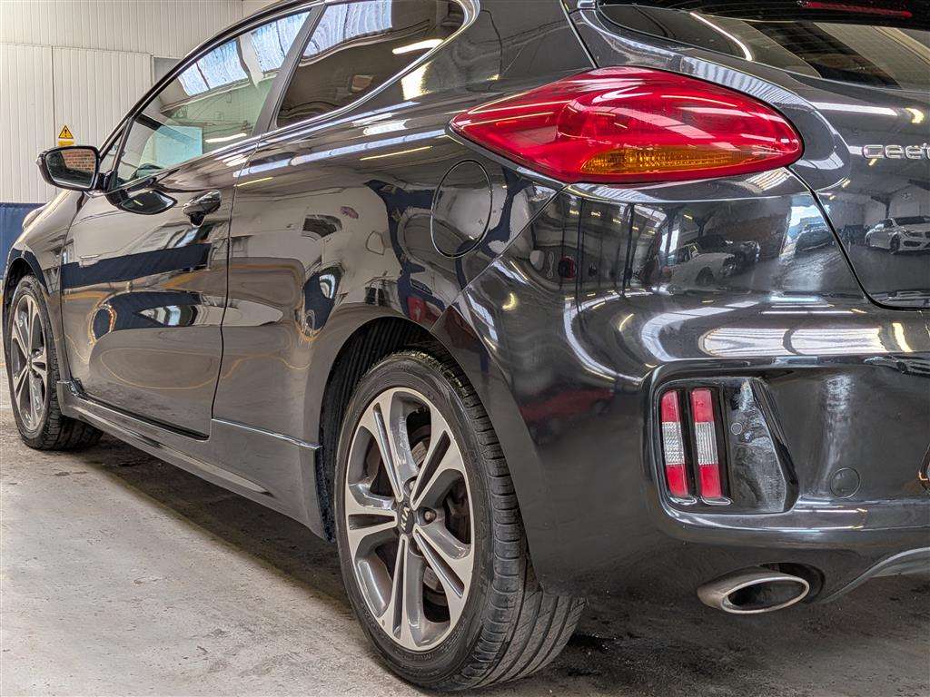 <p>2018 KIA PRO CEED GT-LINE S ISG CR</p>