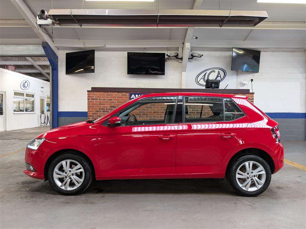 <p>2019 SKODA FABIA SE MPI</p>