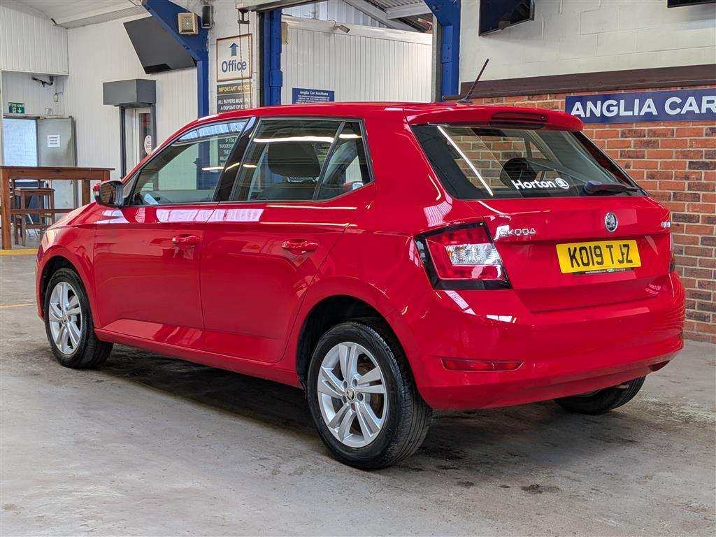 <p>2019 SKODA FABIA SE MPI</p>