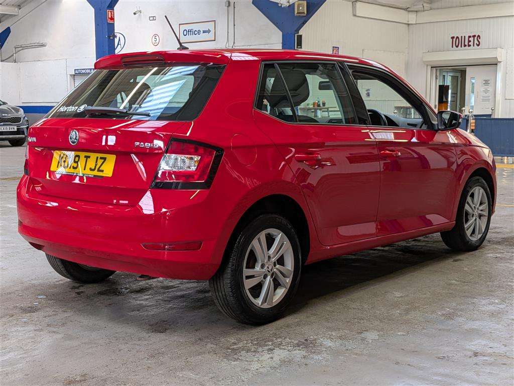 <p>2019 SKODA FABIA SE MPI</p>