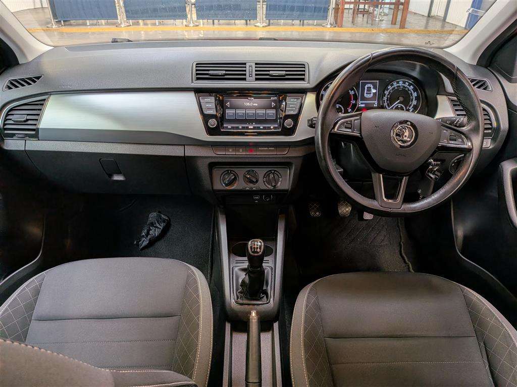 <p>2019 SKODA FABIA SE MPI</p>