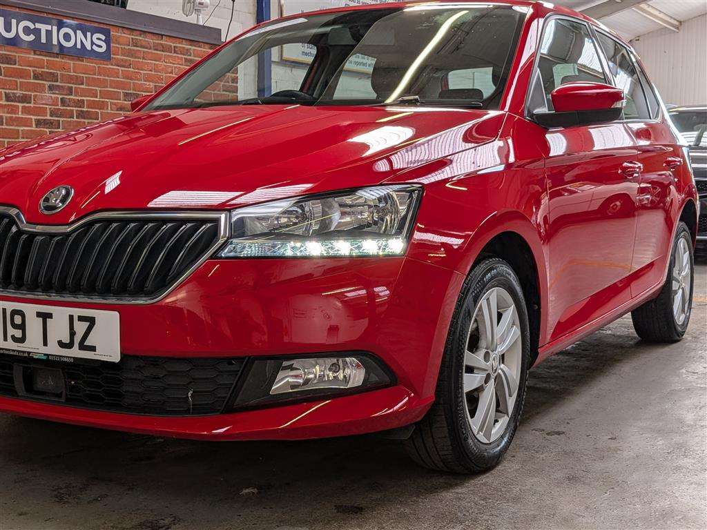 <p>2019 SKODA FABIA SE MPI</p>