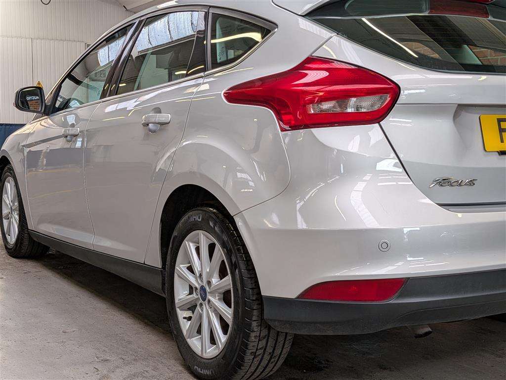 <p>2017 FORD FOCUS TITANIUM</p>