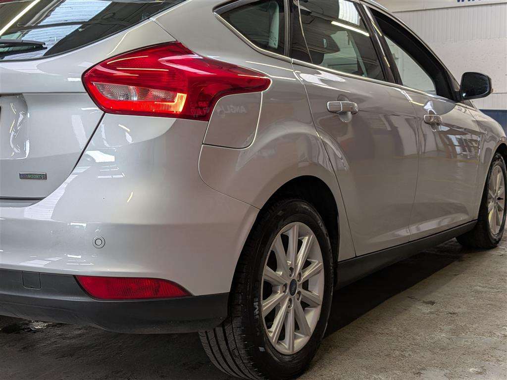 <p>2017 FORD FOCUS TITANIUM</p>