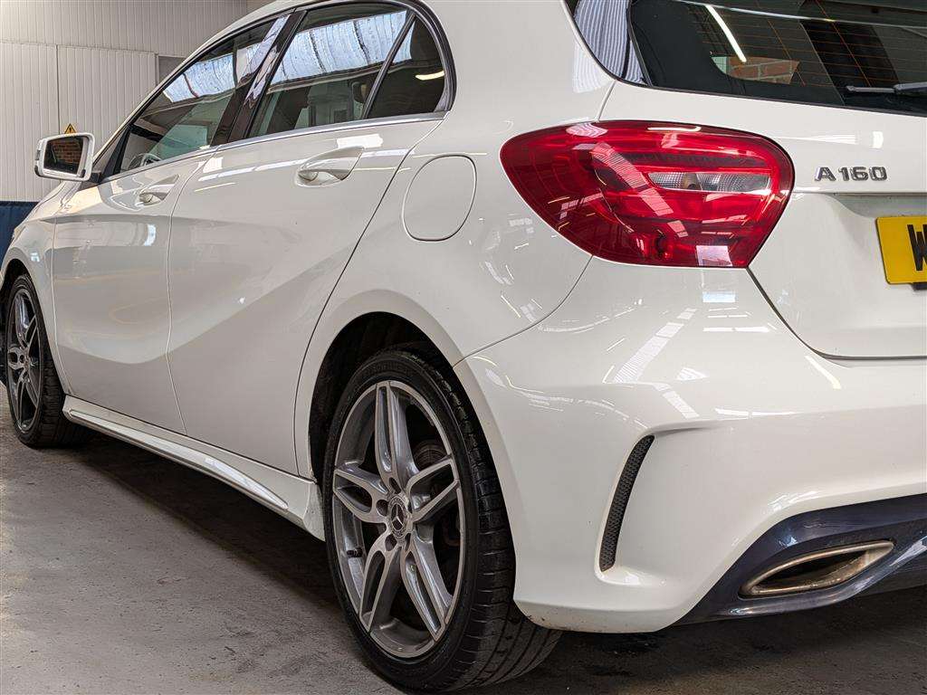 <p>2018 MERCEDES-BENZ A 160 AMG LINE</p>