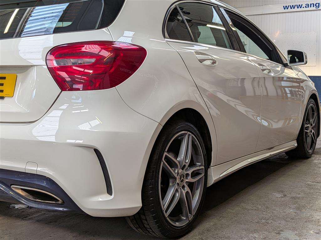 <p>2018 MERCEDES-BENZ A 160 AMG LINE</p>