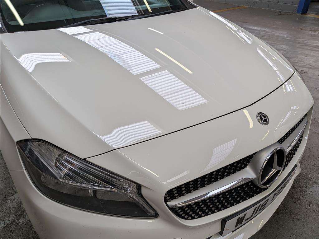 <p>2018 MERCEDES-BENZ A 160 AMG LINE</p>