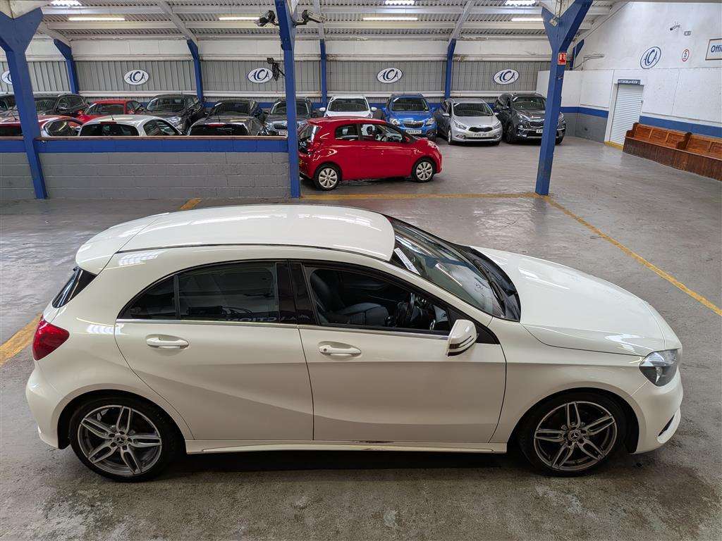 <p>2018 MERCEDES-BENZ A 160 AMG LINE</p>