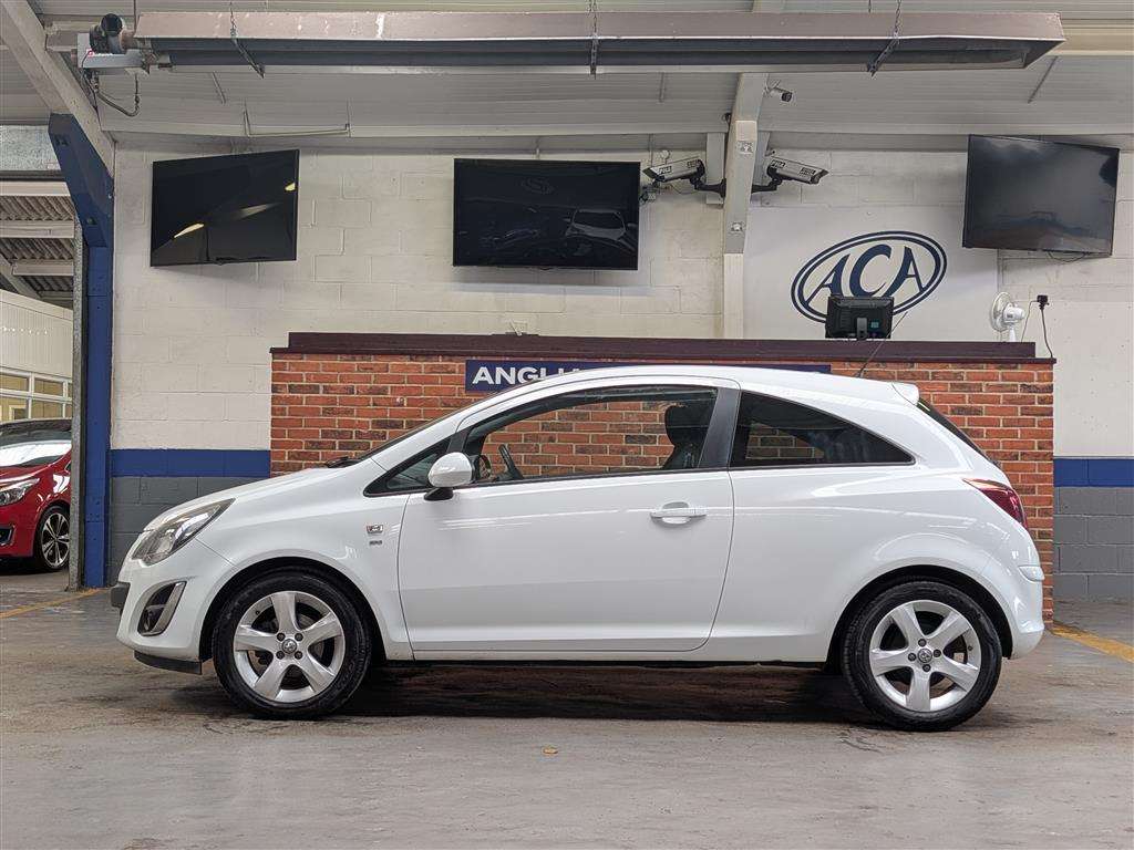 <p>2012 VAUXHALL CORSA SXI</p>