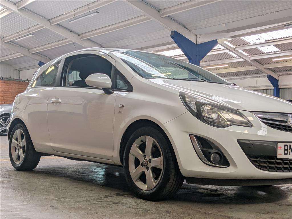 <p>2012 VAUXHALL CORSA SXI</p>