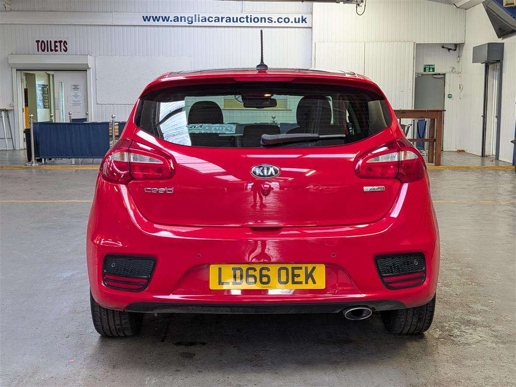 <p>2016 KIA CEED 4 TECH ISG CRDI</p>