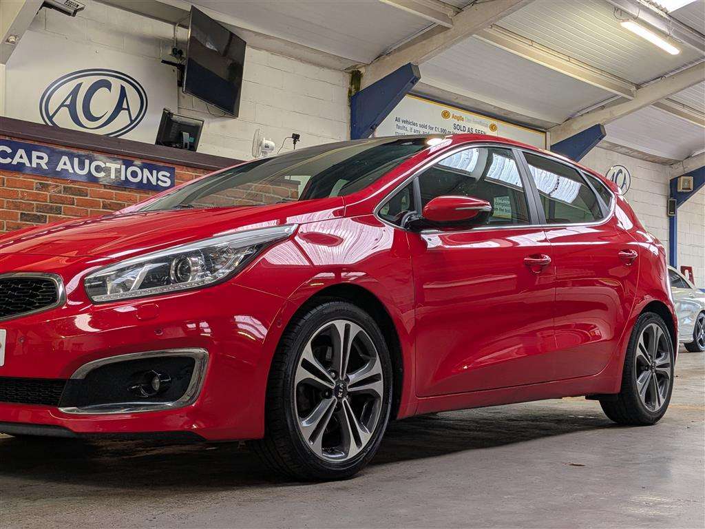 <p>2016 KIA CEED 4 TECH ISG CRDI</p>