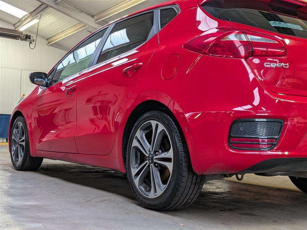 <p>2016 KIA CEED 4 TECH ISG CRDI</p>