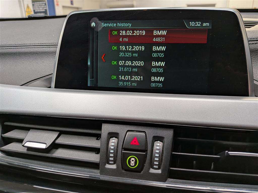 <p>2019 BMW X2 SDRIVE18D SE AUTO</p>