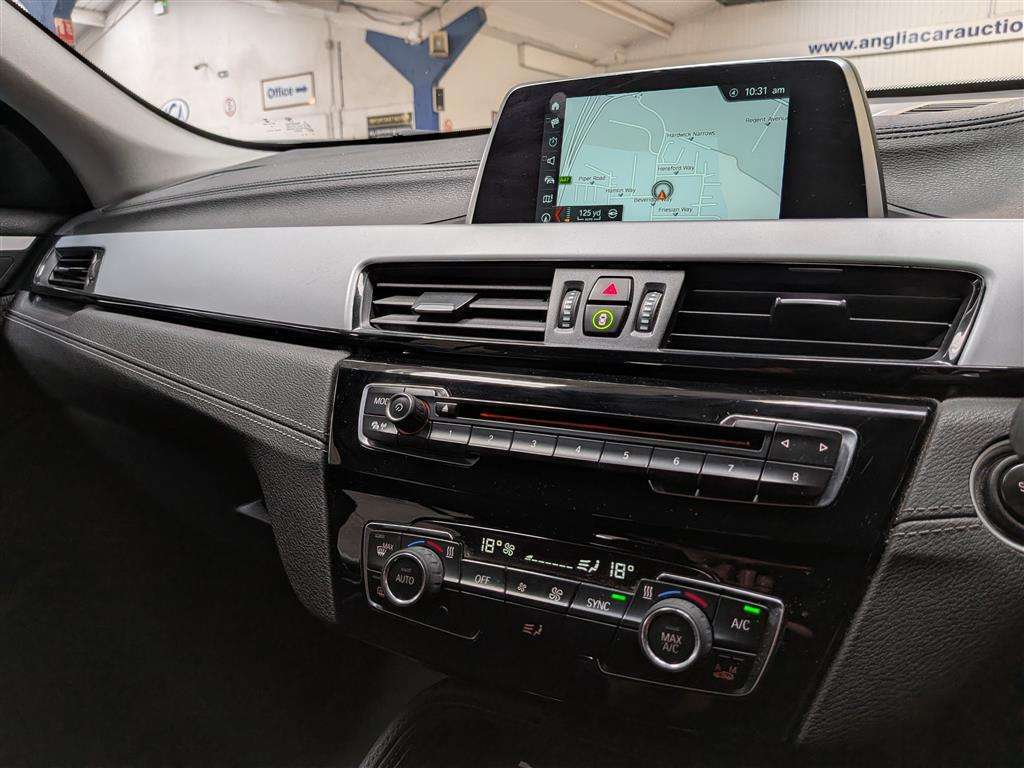 <p>2019 BMW X2 SDRIVE18D SE AUTO</p>