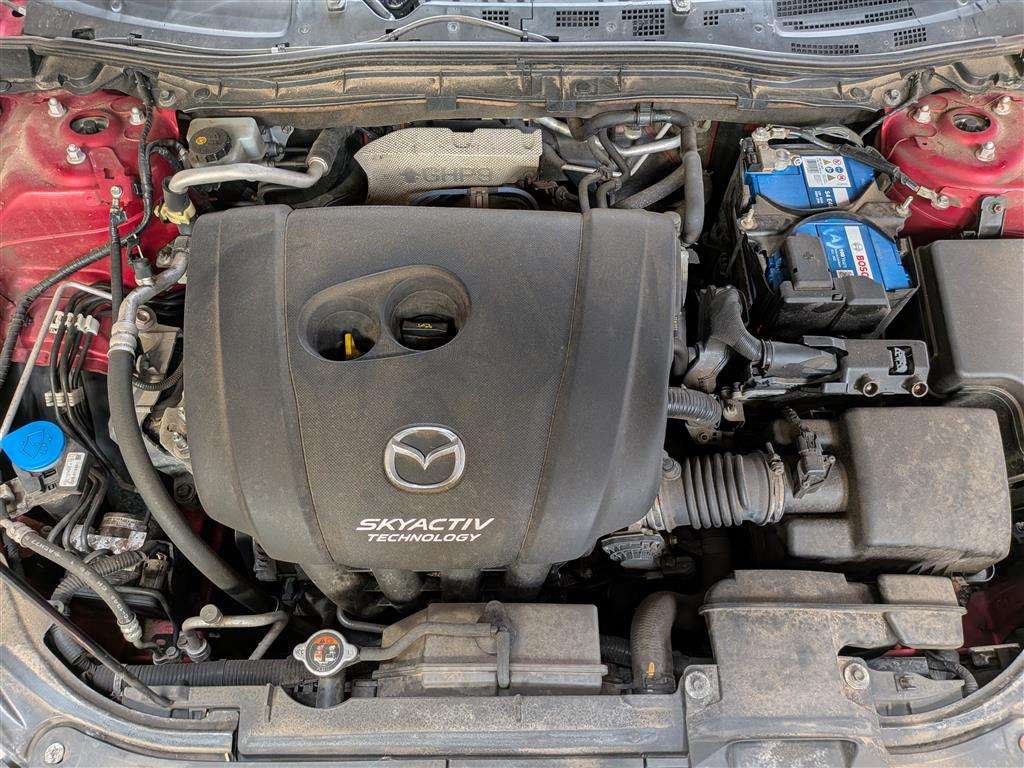 <p>2015 MAZDA 3 SPORT NAV</p>