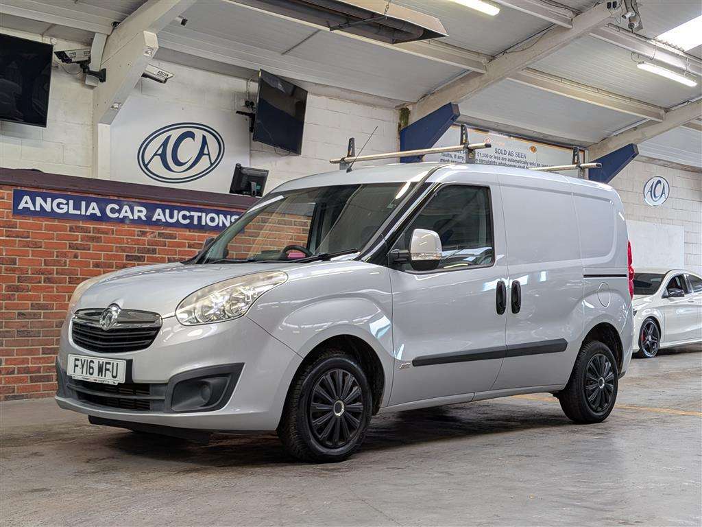 <p>2016 VAUXHALL COMBO 2000 L1H1 CDTI SPOR</p>