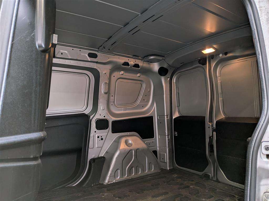 <p>2016 VAUXHALL COMBO 2000 L1H1 CDTI SPOR</p>