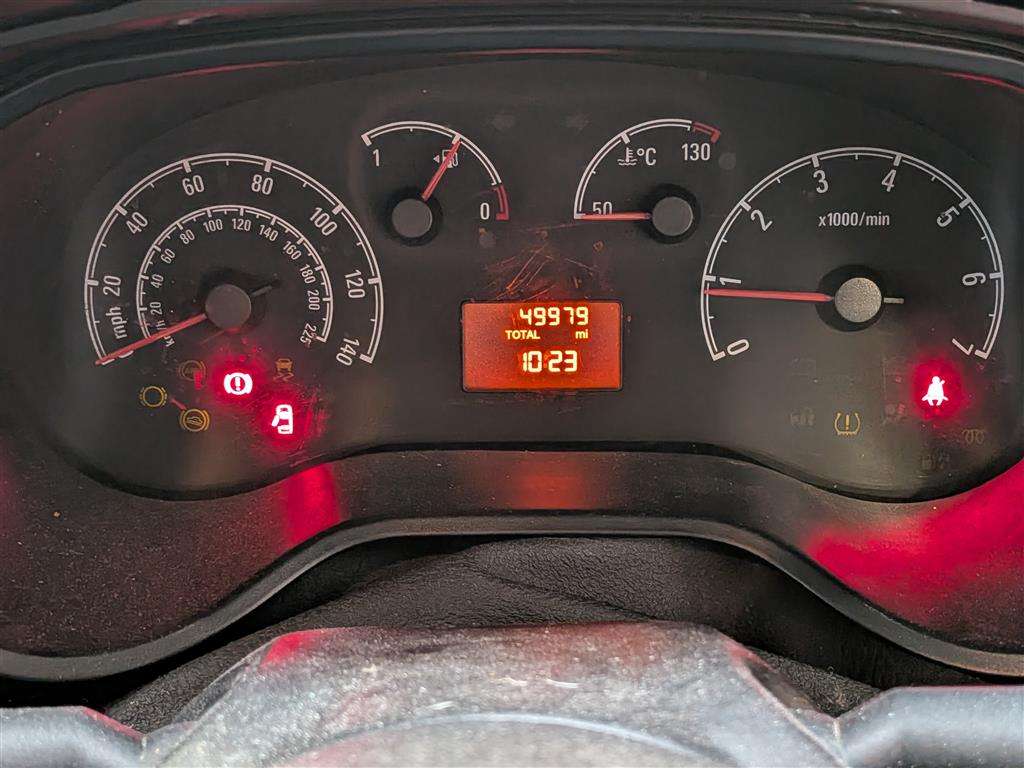 <p>2016 VAUXHALL COMBO 2000 L1H1 CDTI SPOR</p>