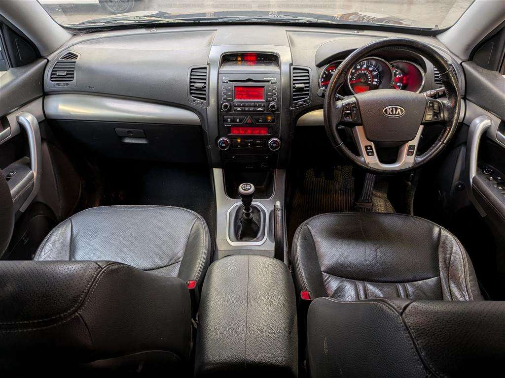 <p>2011 KIA SORENTO KX-2 CRDI 4X4</p>