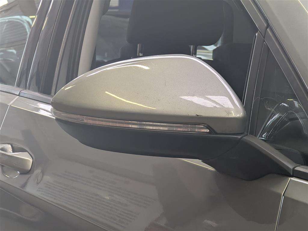 <p>2018 VOLKSWAGEN GOLF SE NAVIGATION TDI BM</p>