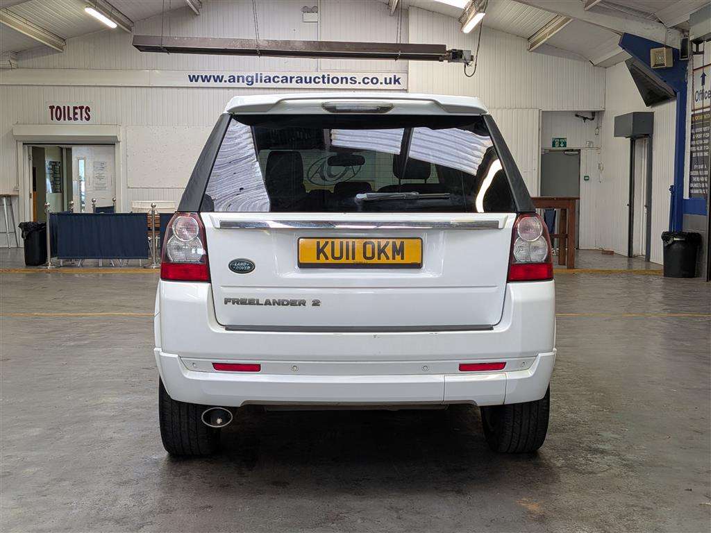 <p>2011 LAND ROVER FREELANDER SPORT LE SD4 A</p>
