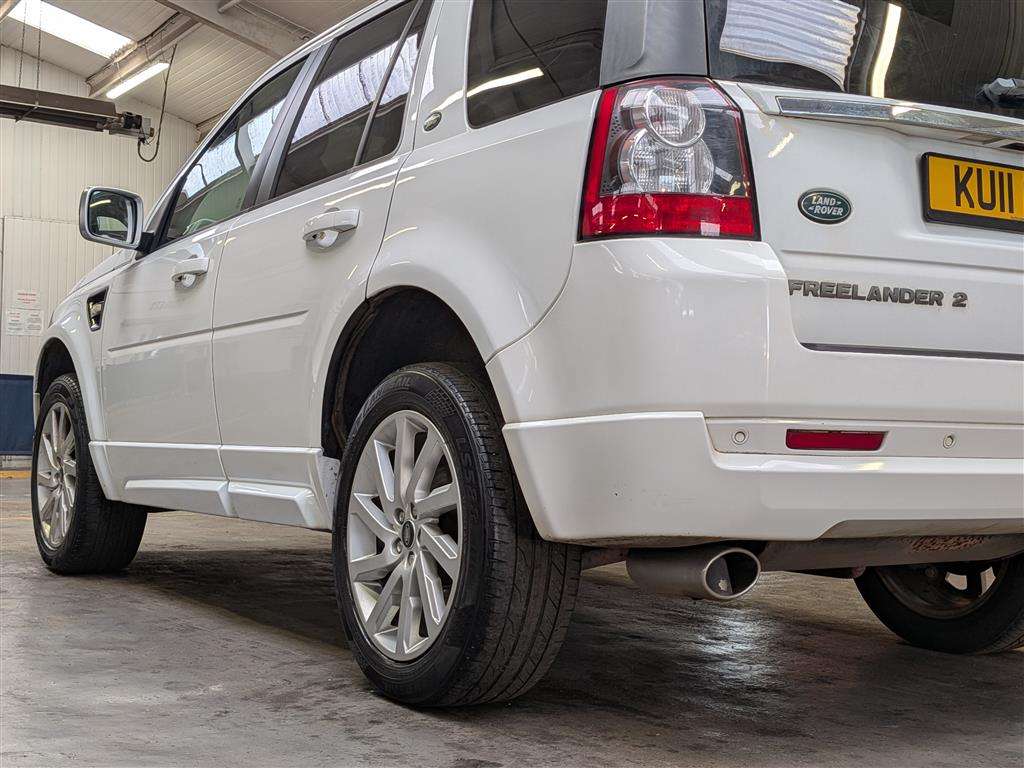 <p>2011 LAND ROVER FREELANDER SPORT LE SD4 A</p>