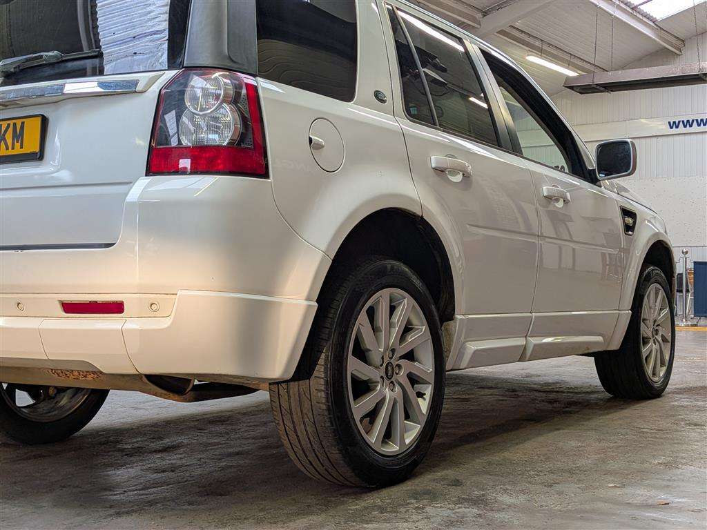 <p>2011 LAND ROVER FREELANDER SPORT LE SD4 A</p>