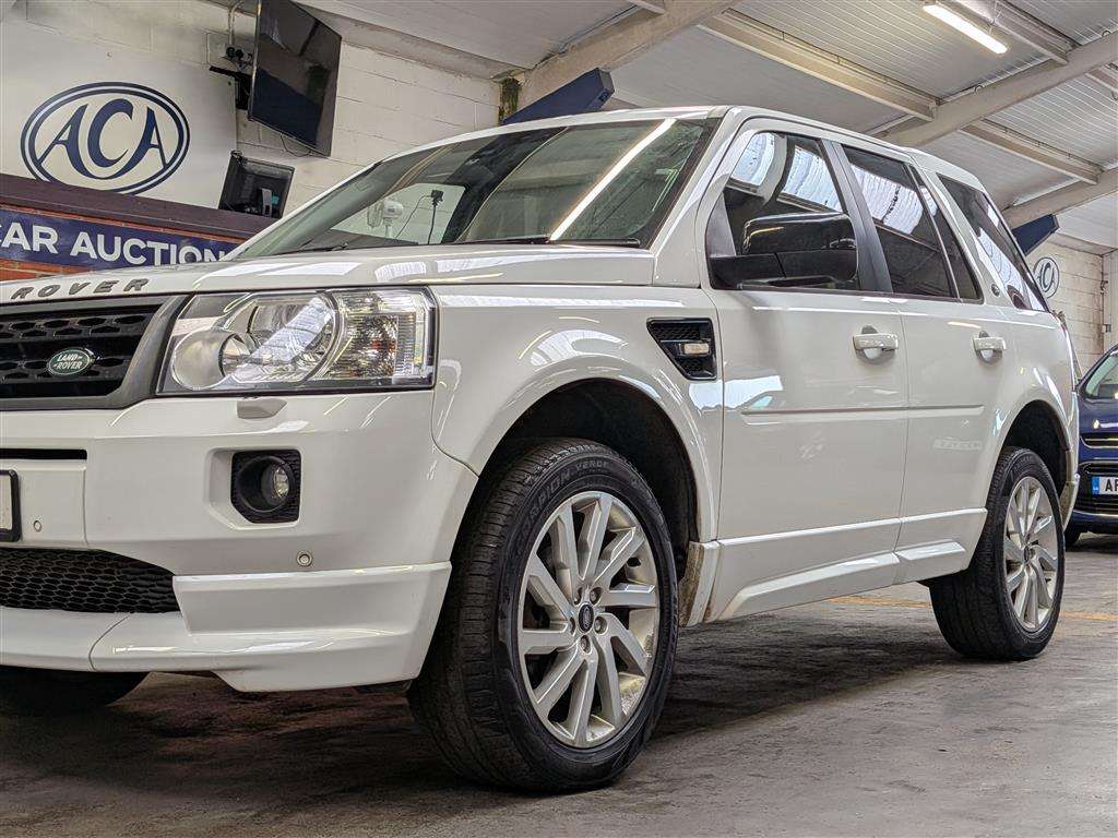 <p>2011 LAND ROVER FREELANDER SPORT LE SD4 A</p>