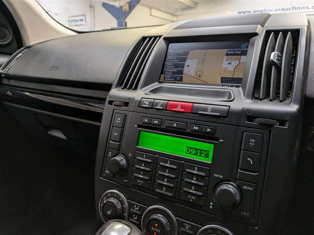 <p>2011 LAND ROVER FREELANDER SPORT LE SD4 A</p>