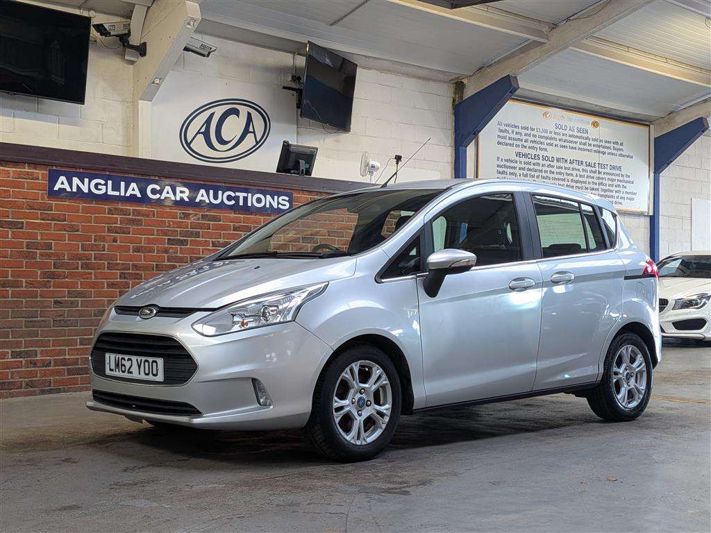 <p>2012 FORD B-MAX ZETEC AUTO</p>
