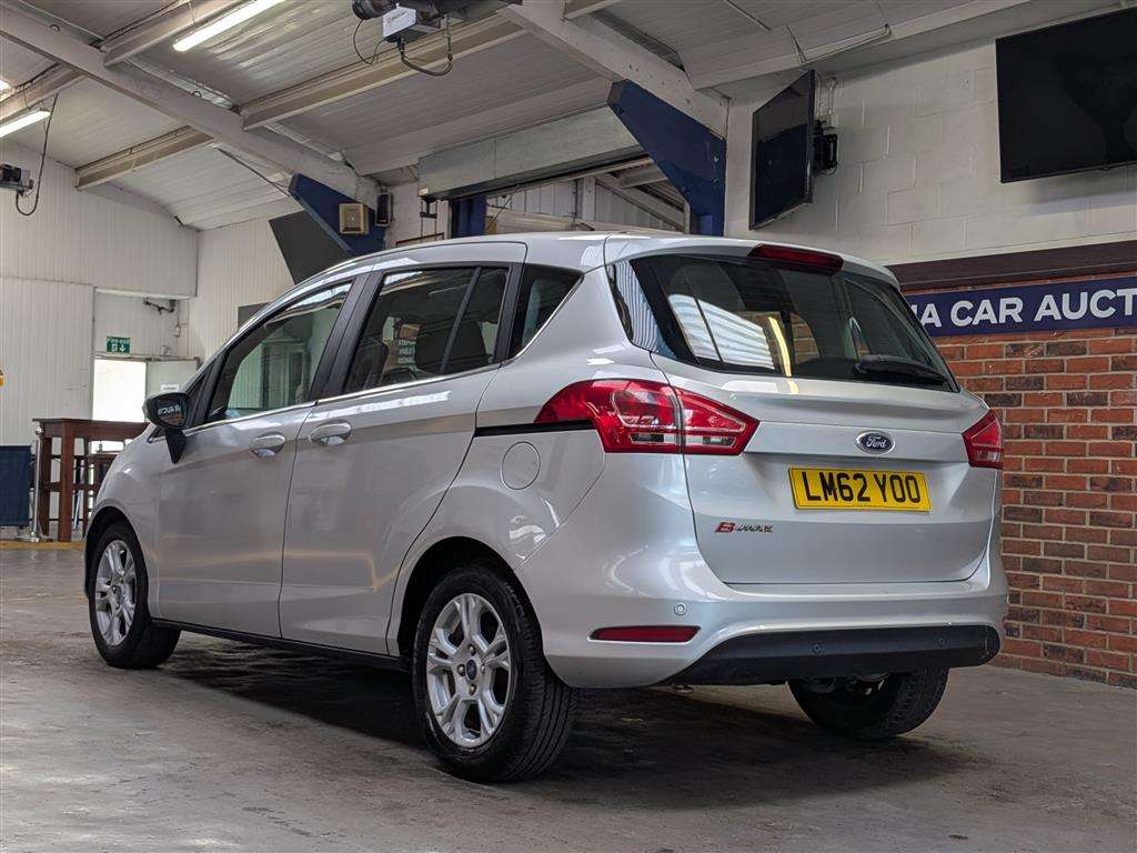 <p>2012 FORD B-MAX ZETEC AUTO</p>