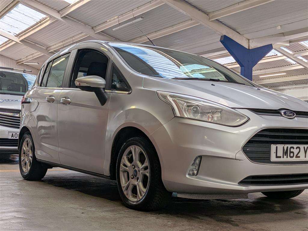 <p>2012 FORD B-MAX ZETEC AUTO</p>