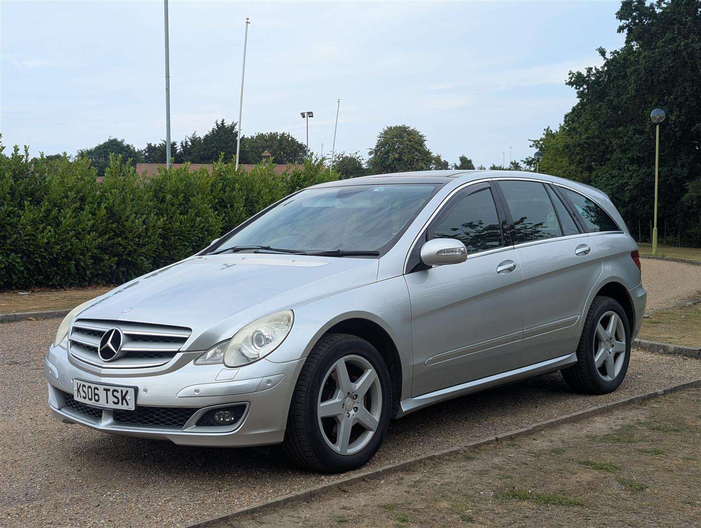 <p>2006 MERCEDES R500 SE A</p>