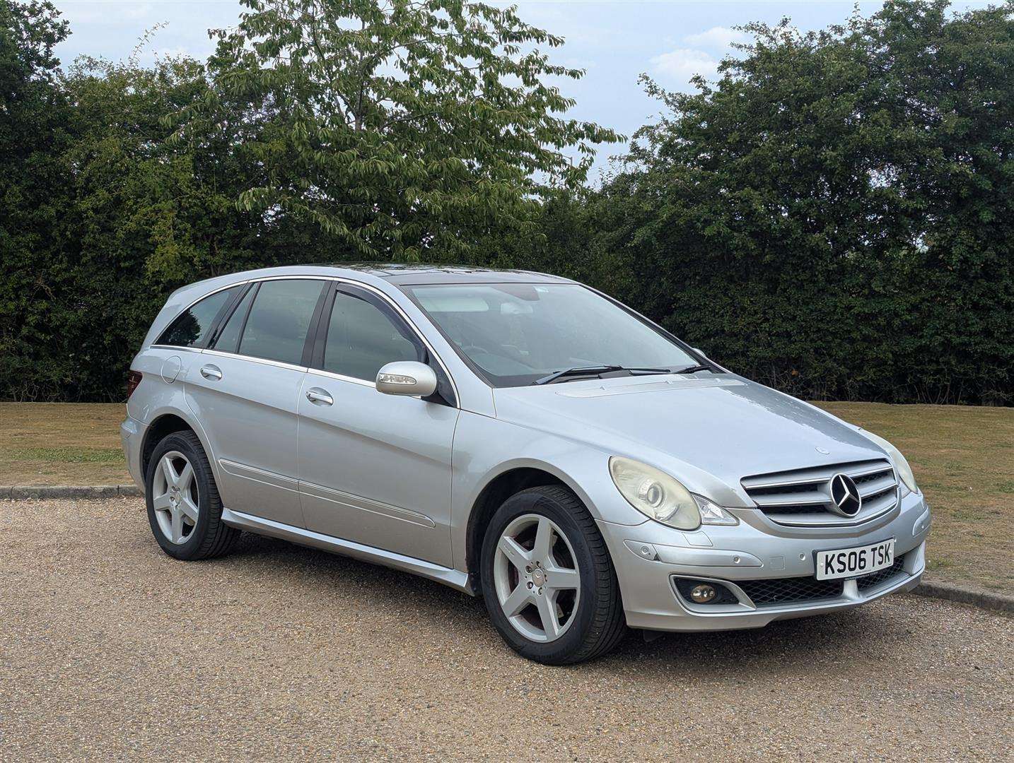 <p>2006 MERCEDES R500 SE A</p>