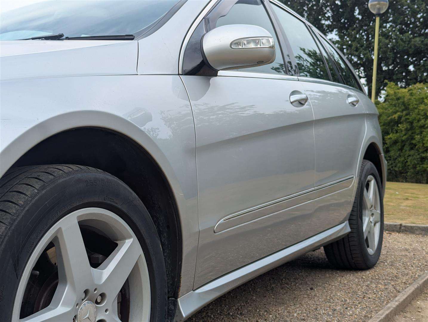 <p>2006 MERCEDES R500 SE A</p>
