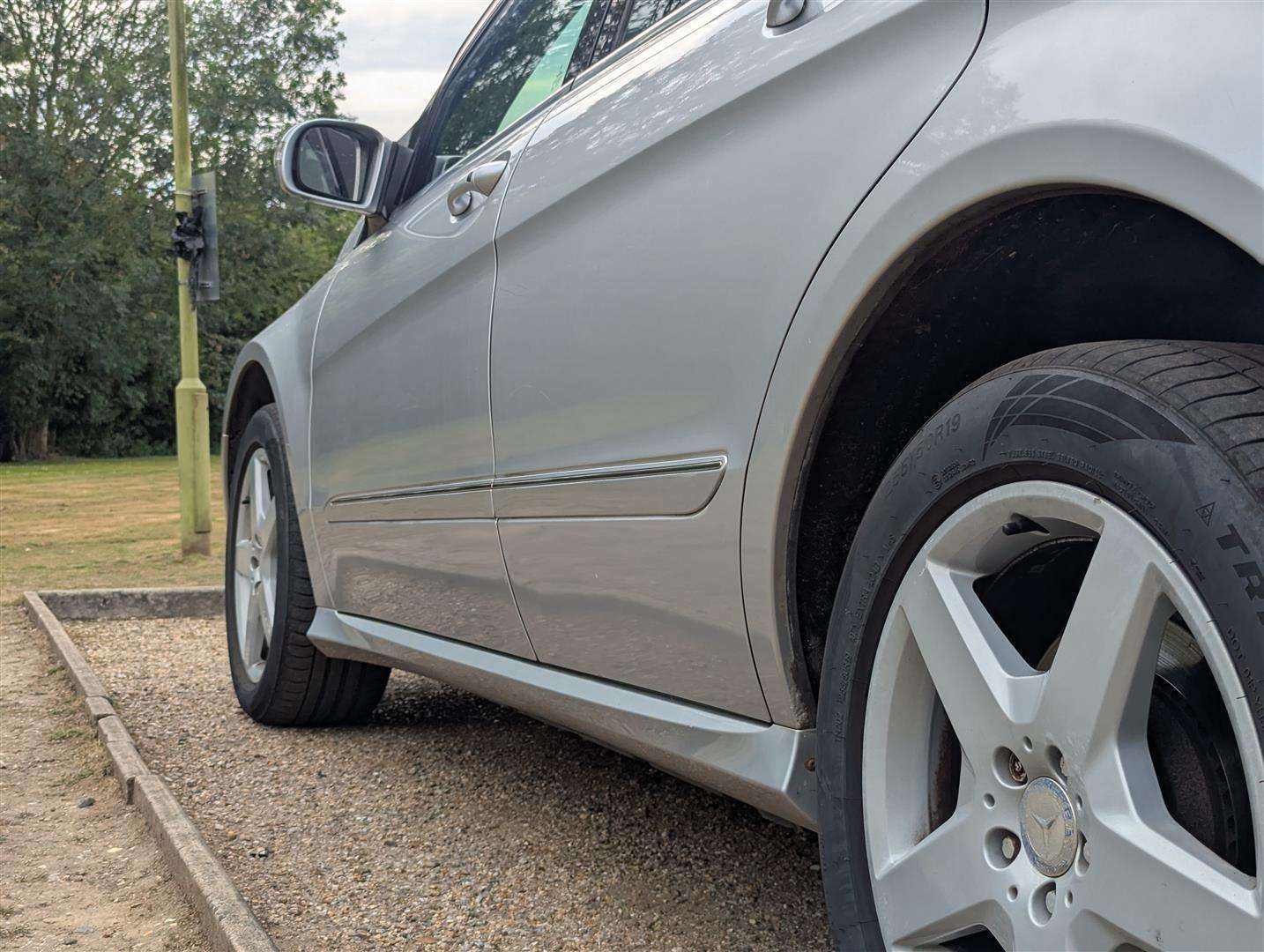 <p>2006 MERCEDES R500 SE A</p>
