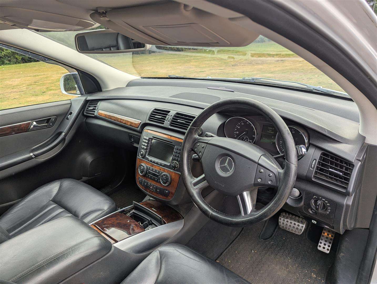 <p>2006 MERCEDES R500 SE A</p>