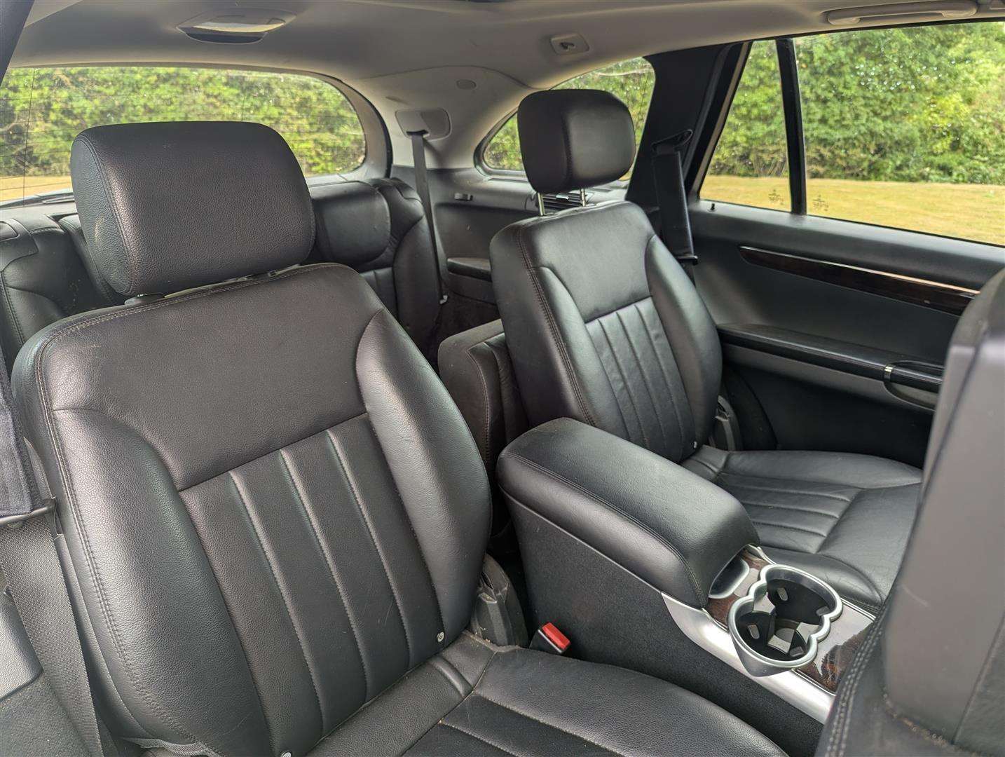 <p>2006 MERCEDES R500 SE A</p>