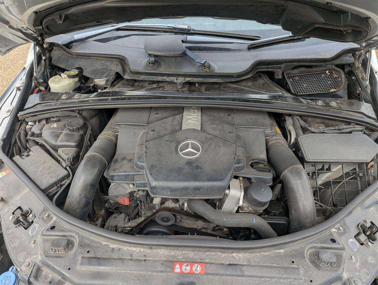 <p>2006 MERCEDES R500 SE A</p>