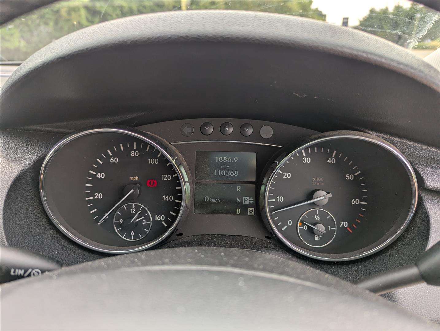 <p>2006 MERCEDES R500 SE A</p>