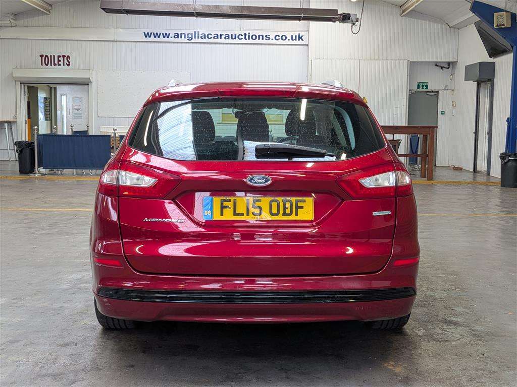 <p>2015 FORD MONDEO TITANIUM</p>