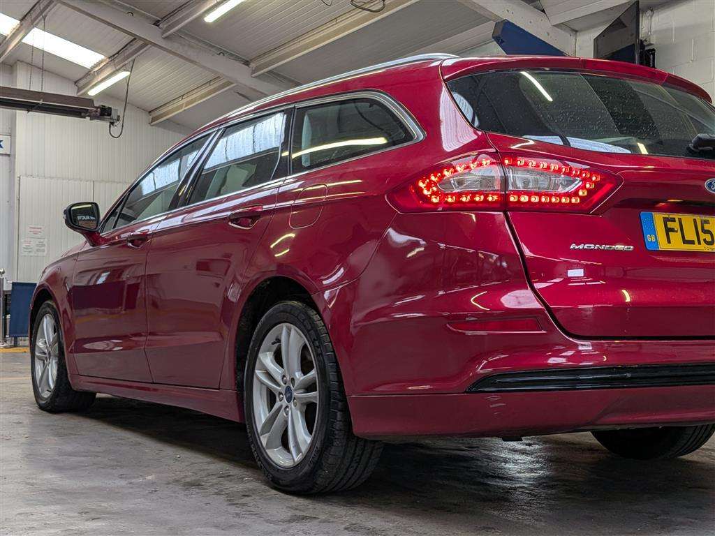 <p>2015 FORD MONDEO TITANIUM</p>