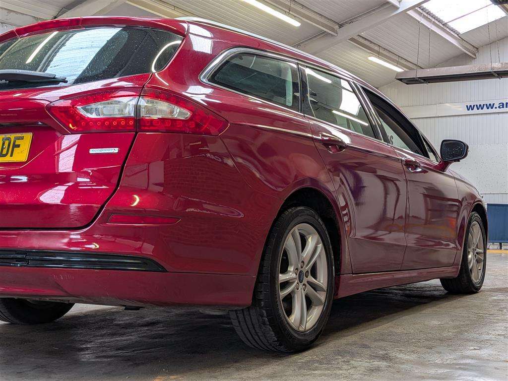 <p>2015 FORD MONDEO TITANIUM</p>