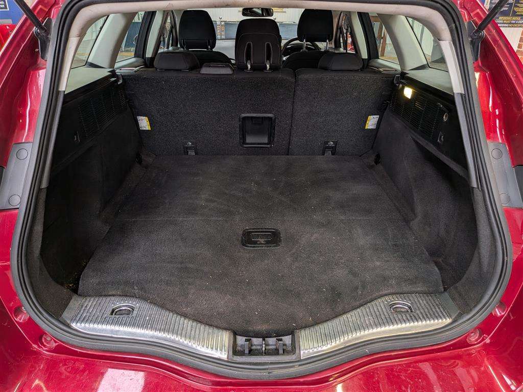 <p>2015 FORD MONDEO TITANIUM</p>