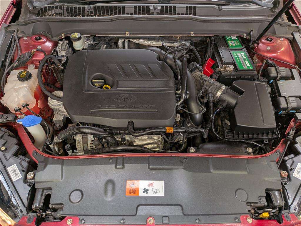 <p>2015 FORD MONDEO TITANIUM</p>