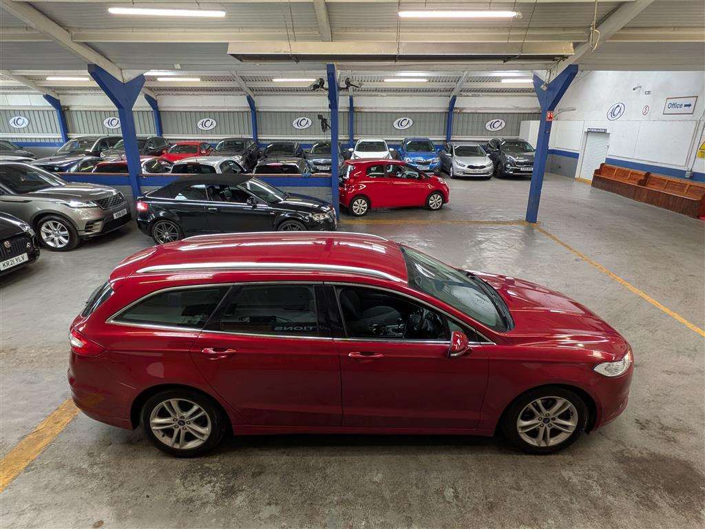 <p>2015 FORD MONDEO TITANIUM</p>