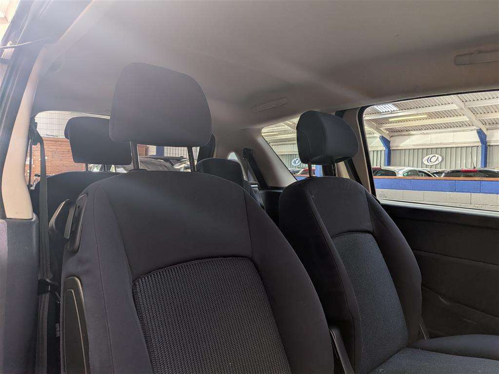 <p>2006 PEUGEOT 1007 DOLCE SEMI-AUTO</p>